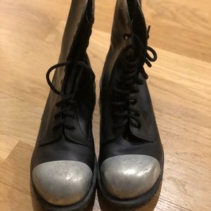 LONDON UNDERGROUND COMMANDO – STEEL CAP BLACK BOOT